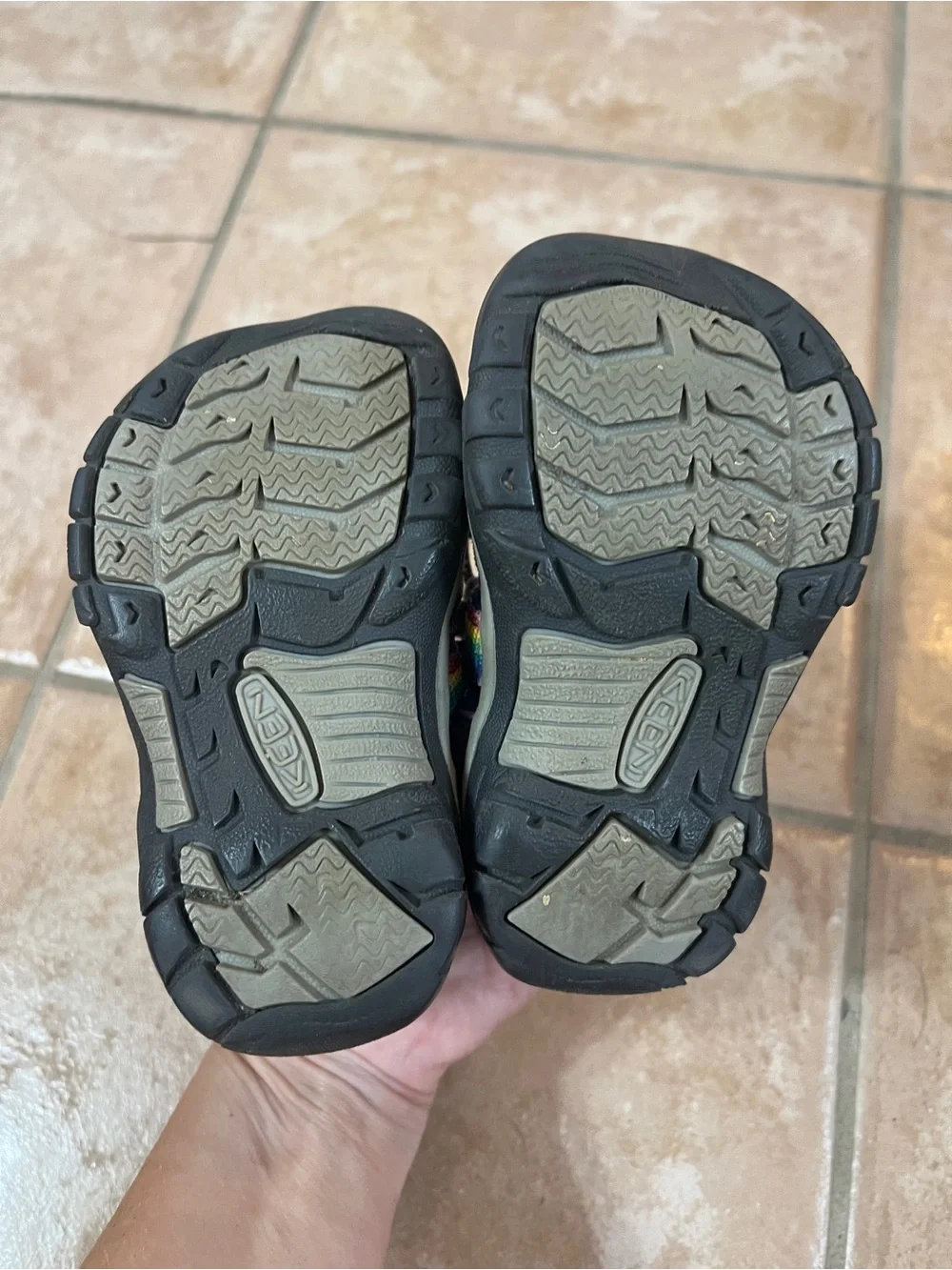Size 8 rainbow KEEN water shoes sandals hiking toddler